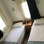 فندق مبيت وإفطار تاي بانسيون