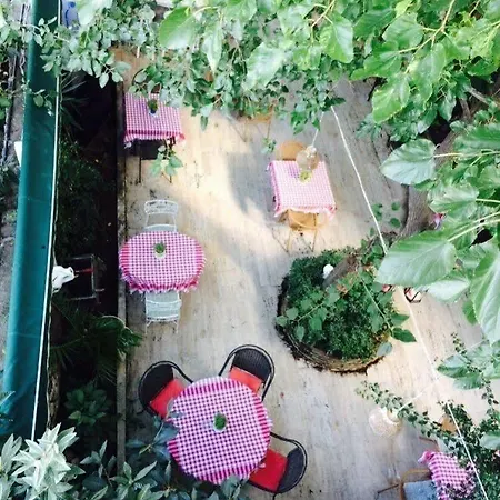 Nocleg ze śniadaniem Tay