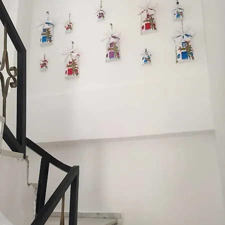 Tay לינה וארוחת בוקר