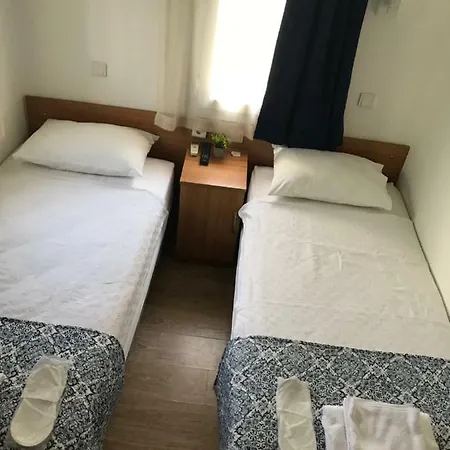 تاي بانسيون بودروم