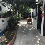 تاي بانسيون فندق مبيت وإفطار