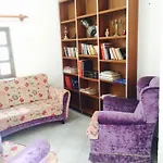 تاي بانسيون فندق مبيت وإفطار