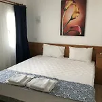 تاي بانسيون فندق مبيت وإفطار 3*