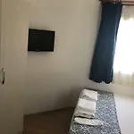 تاي بانسيون فندق مبيت وإفطار