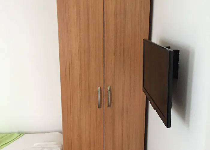 تاي بانسيون فندق مبيت وإفطار