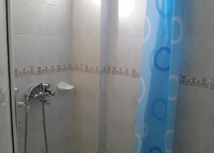 تاي بانسيون فندق مبيت وإفطار 3*